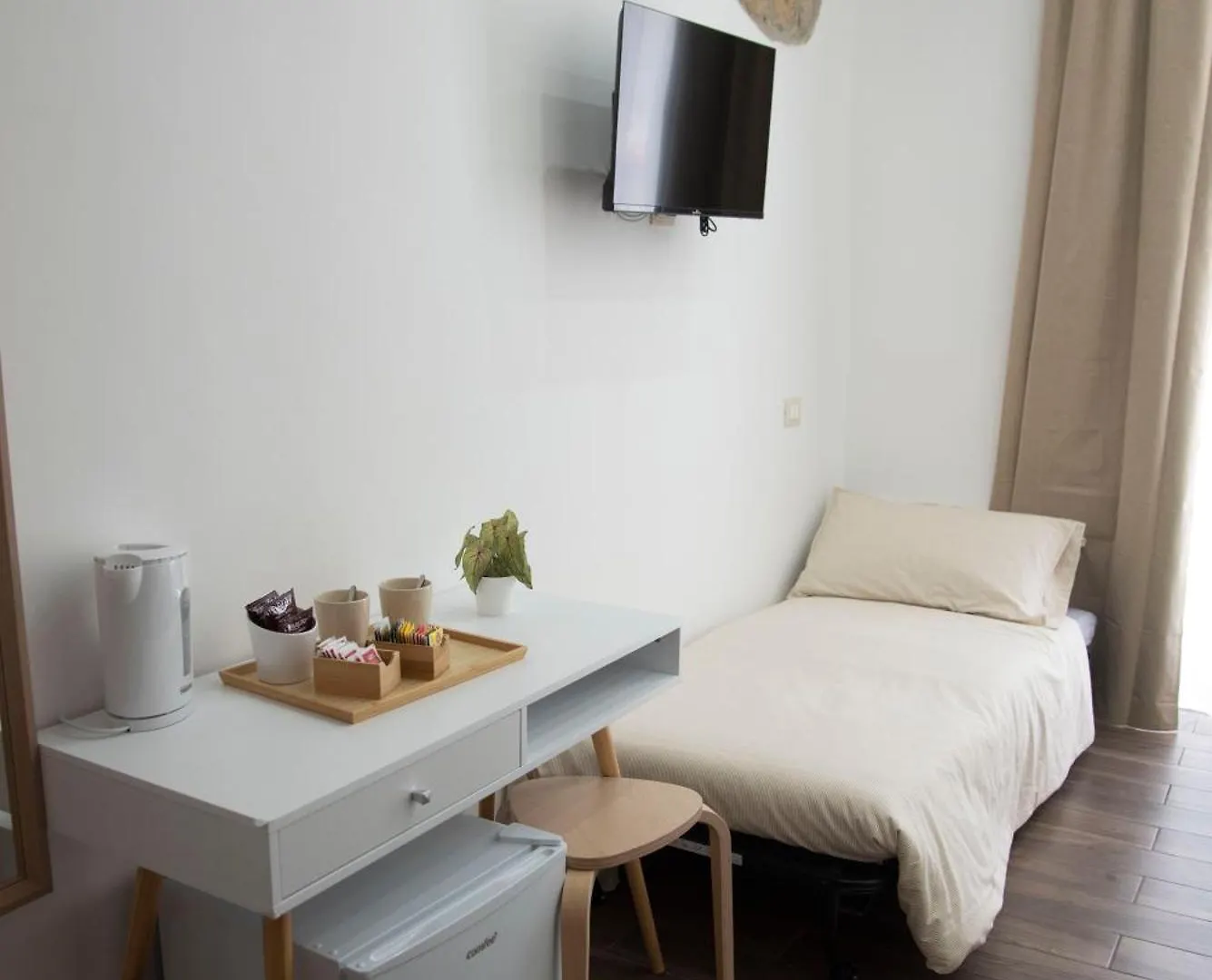 Masi Rooms Naples 0*,  Italy